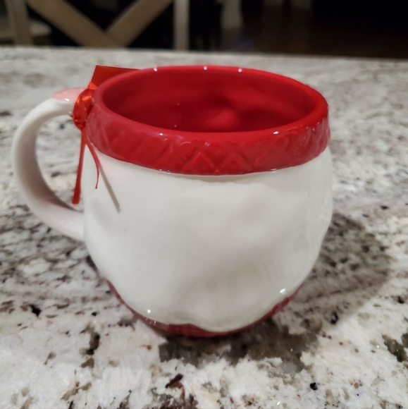 Hearts Gnome Mug-NWT - Picture 4 of 5